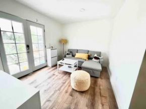 Fully remodeled 1 bedroom house